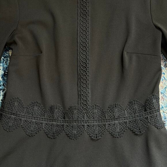 Banana Republic Black Bell Sleeve Dress Lace Trim A-Line Size 8 - Picture 4 of 11